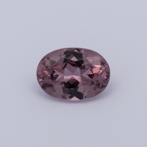 Spinell - lila, oval, 7x5 mm, 0.81 cts, Nr. SP90087