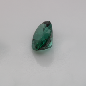 Turmalin - grün, oval, 7x5 mm, 0,73 cts, Nr. TR27002