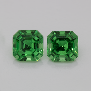 Tsavorit Paar - grün, asscher, 4x4 mm, 0.73 cts, Nr. TS91011