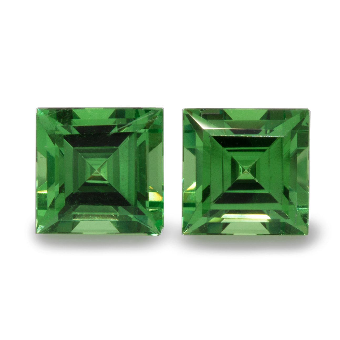 Tsavorit Paar - grün, rechteck, 4x4 mm, 0,80 cts, Nr. TS16001