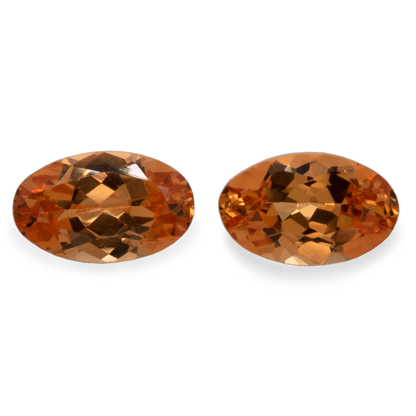 Mandarin Garnet Pair - light orange, oval, 5x3 mm, 0.54-0.66 cts, No. MG19003