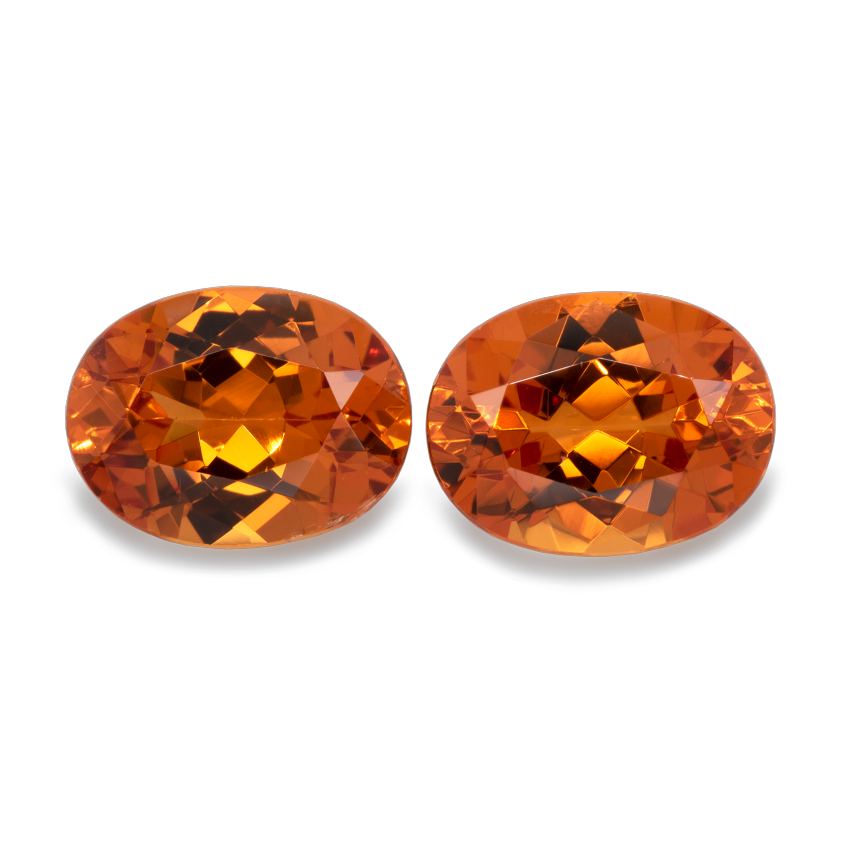 Mandarin Granat Paar - hell orange, oval, 8x6 mm, 3,32 cts, Nr. MG26003