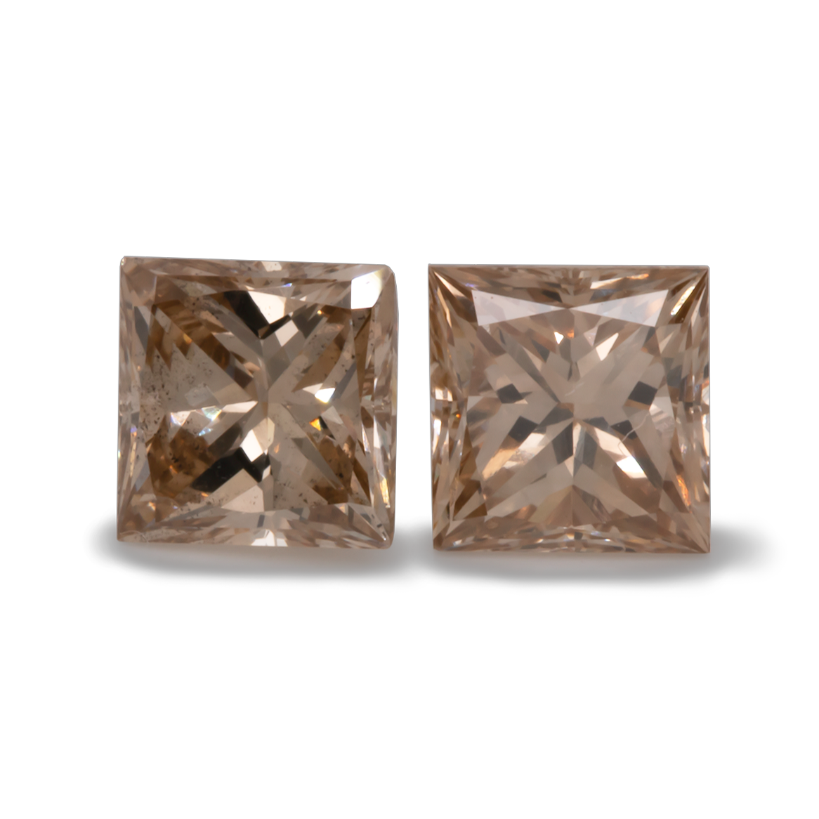 Diamond Pair - cognac, VSI1, princess cut, 4.3x4.3 mm, 0.97 cts, No. D14001