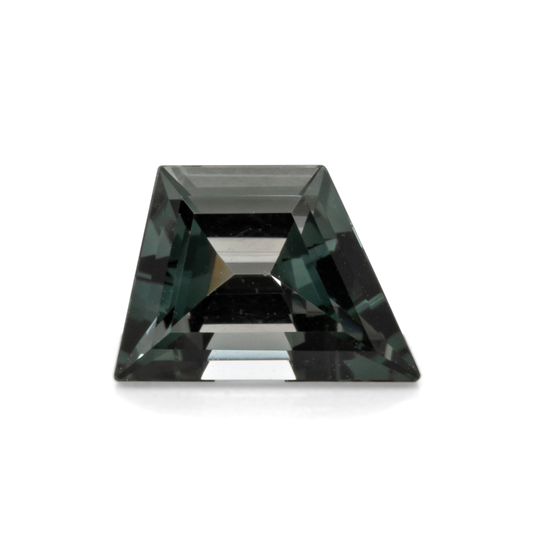 Turmalin - grau, fancy, 6.8x4.8 mm, 0.61 cts, Nr. TR991051