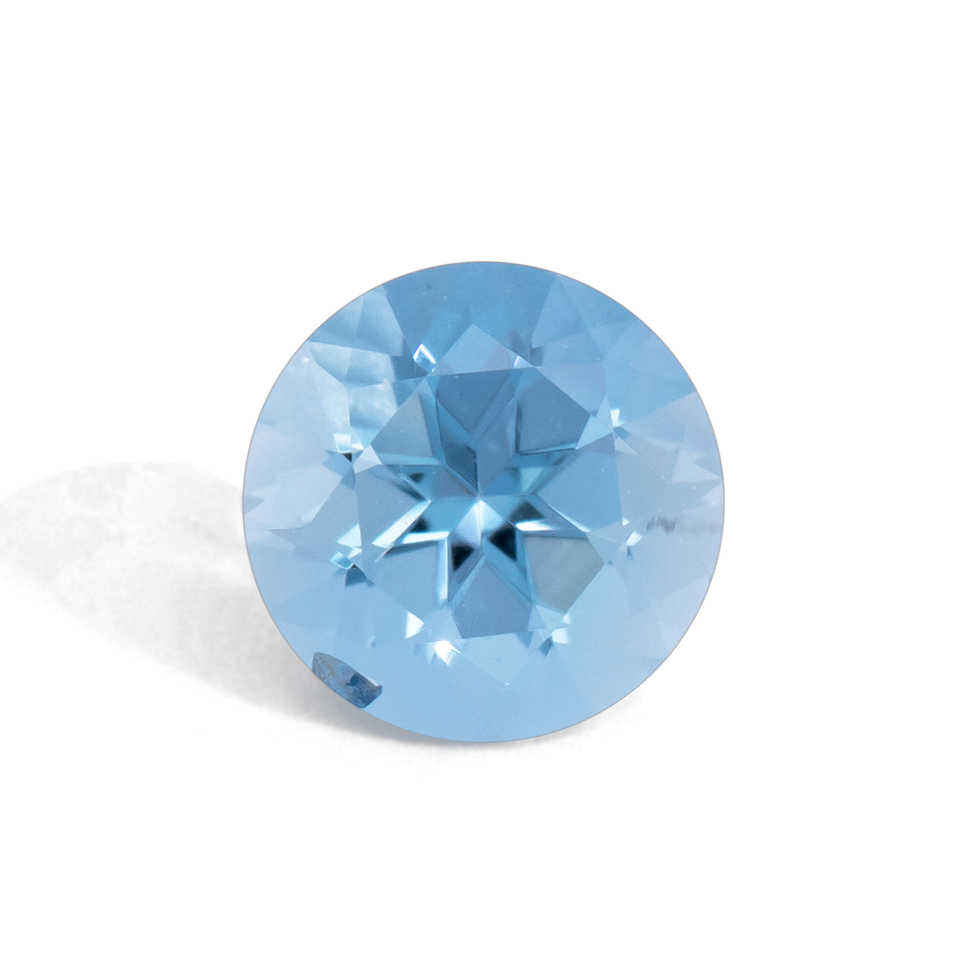 Aquamarine - AA, round, 4.5x4.5 mm, 0.28 - 0.32 cts, No. A99065