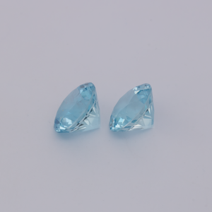 Aquamarin AA Paar - blau, rund, 7x7 mm, 2.27 cts, Nr. A99082