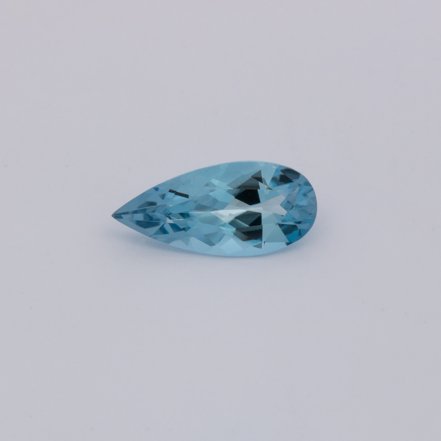 Aquamarin AAA - blau, birnform, 11x5.1 mm, 1.01 cts, Nr. A99096