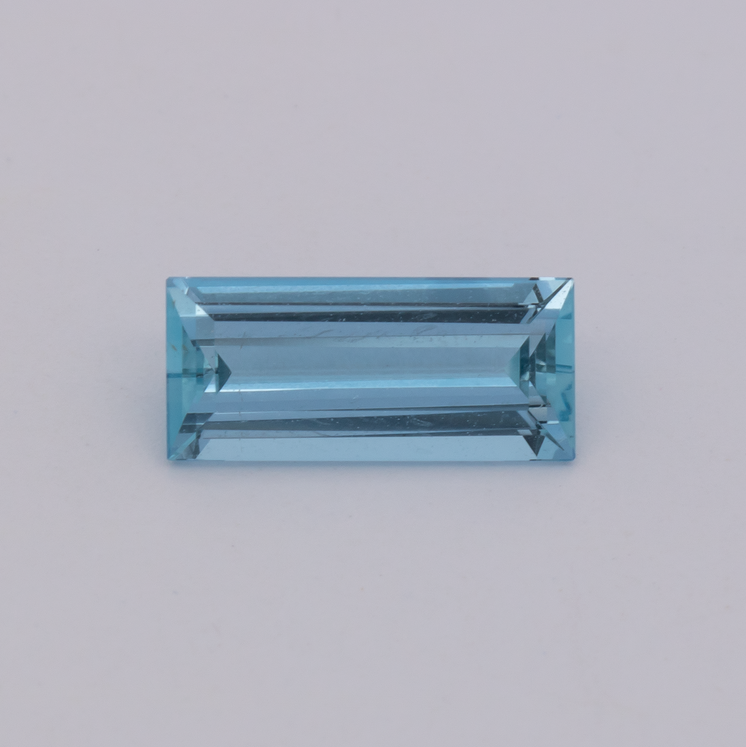 Aquamarin AAA - blau, baguette, 9x4 mm, 0.74 cts, Nr. A99099