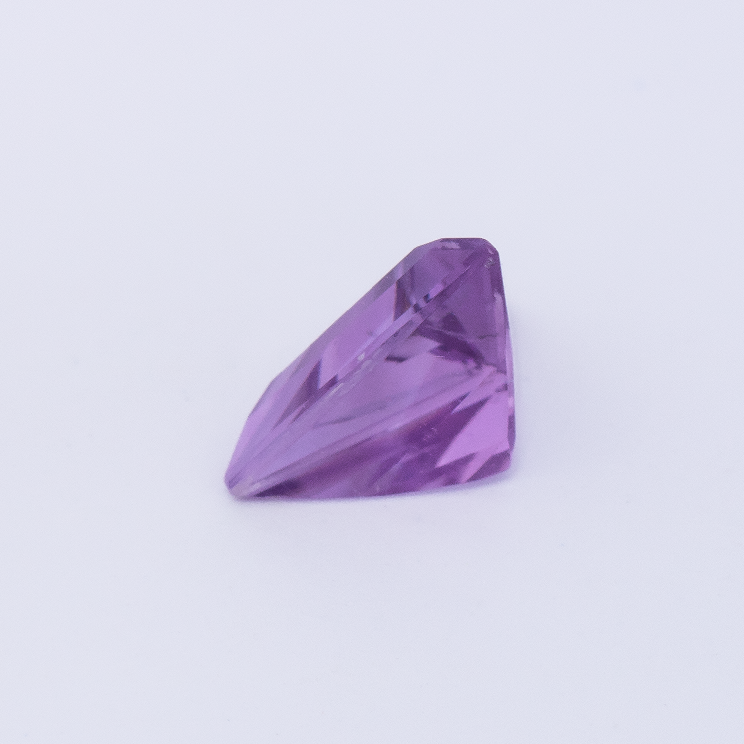 Amethyst - lila, trillion, 8.9x7.8 mm, 1.18 cts, Nr. AMY79002