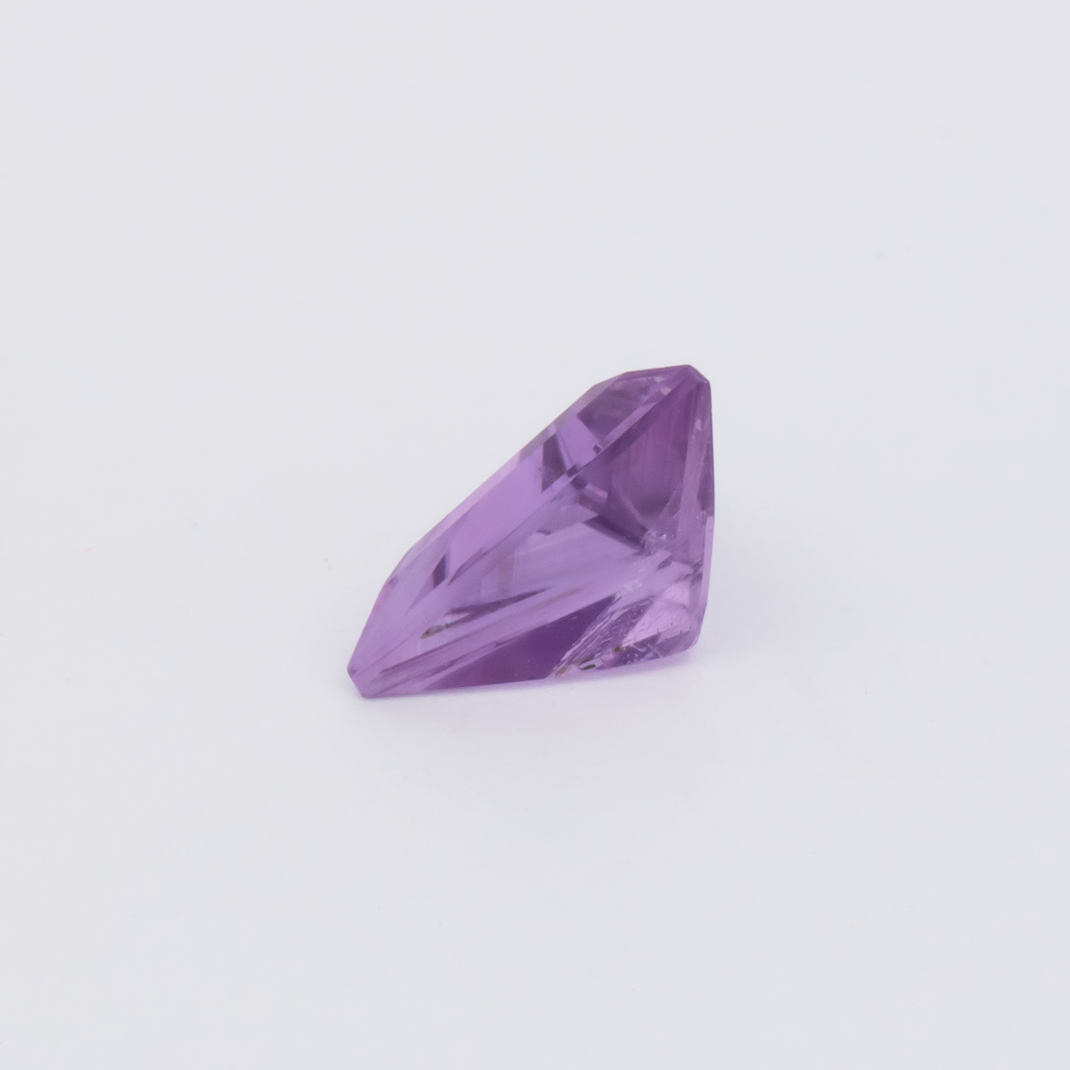 Amethyst - lila, trillion, 8.9x7.8 mm, 1.13 cts, Nr. AMY79003