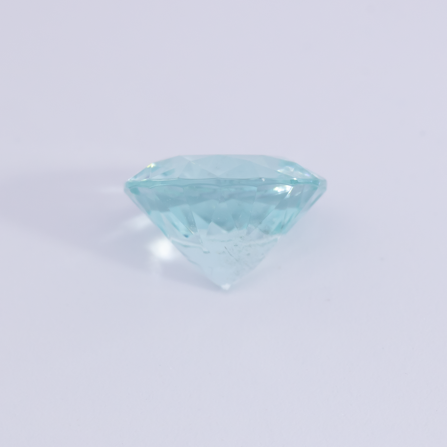 Beryl - blau, round, 6x6 mm, 0.70 cts, No. BY90028