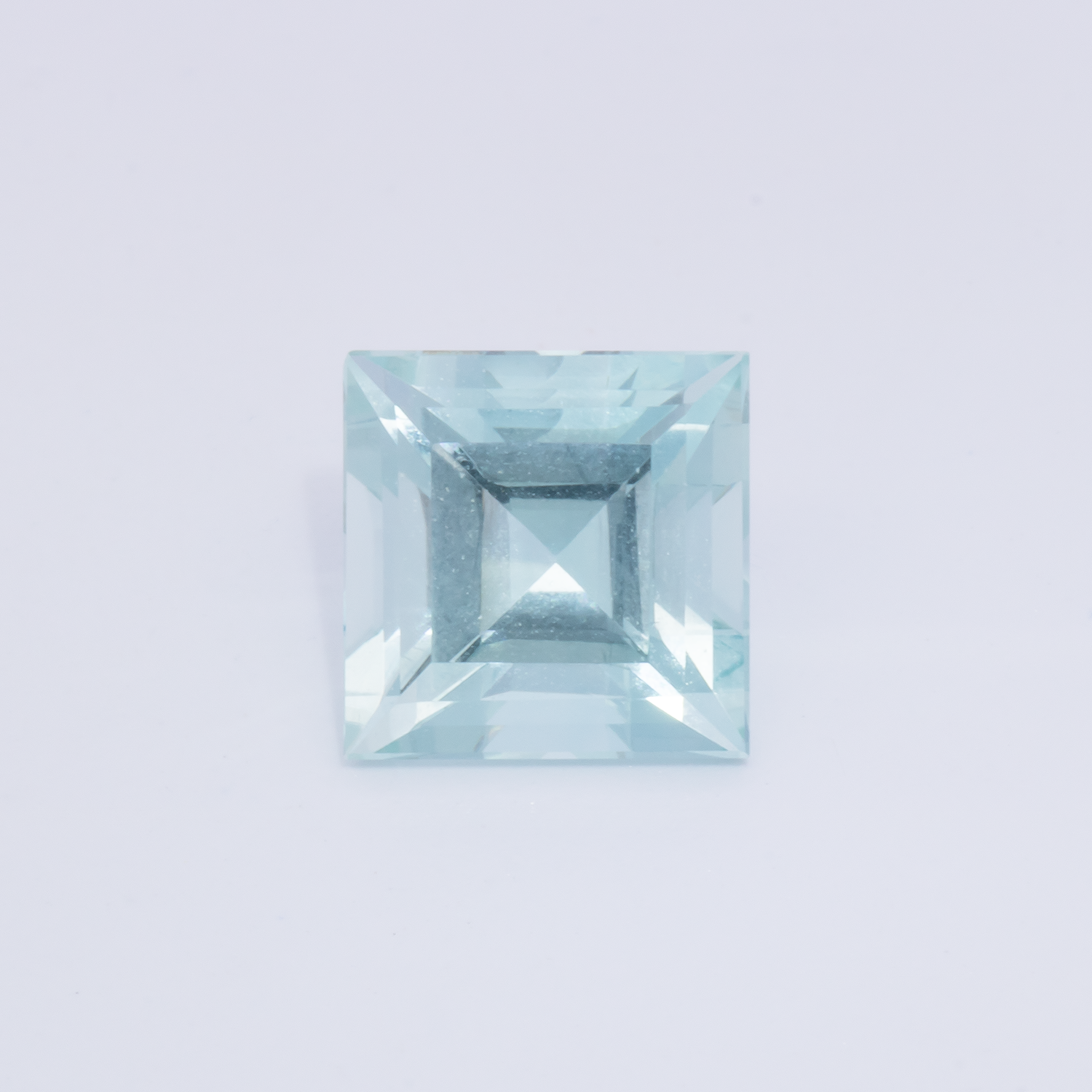 Beryll - blau, rechteck, 7x7 mm, 1.53 cts, Nr. BY90054