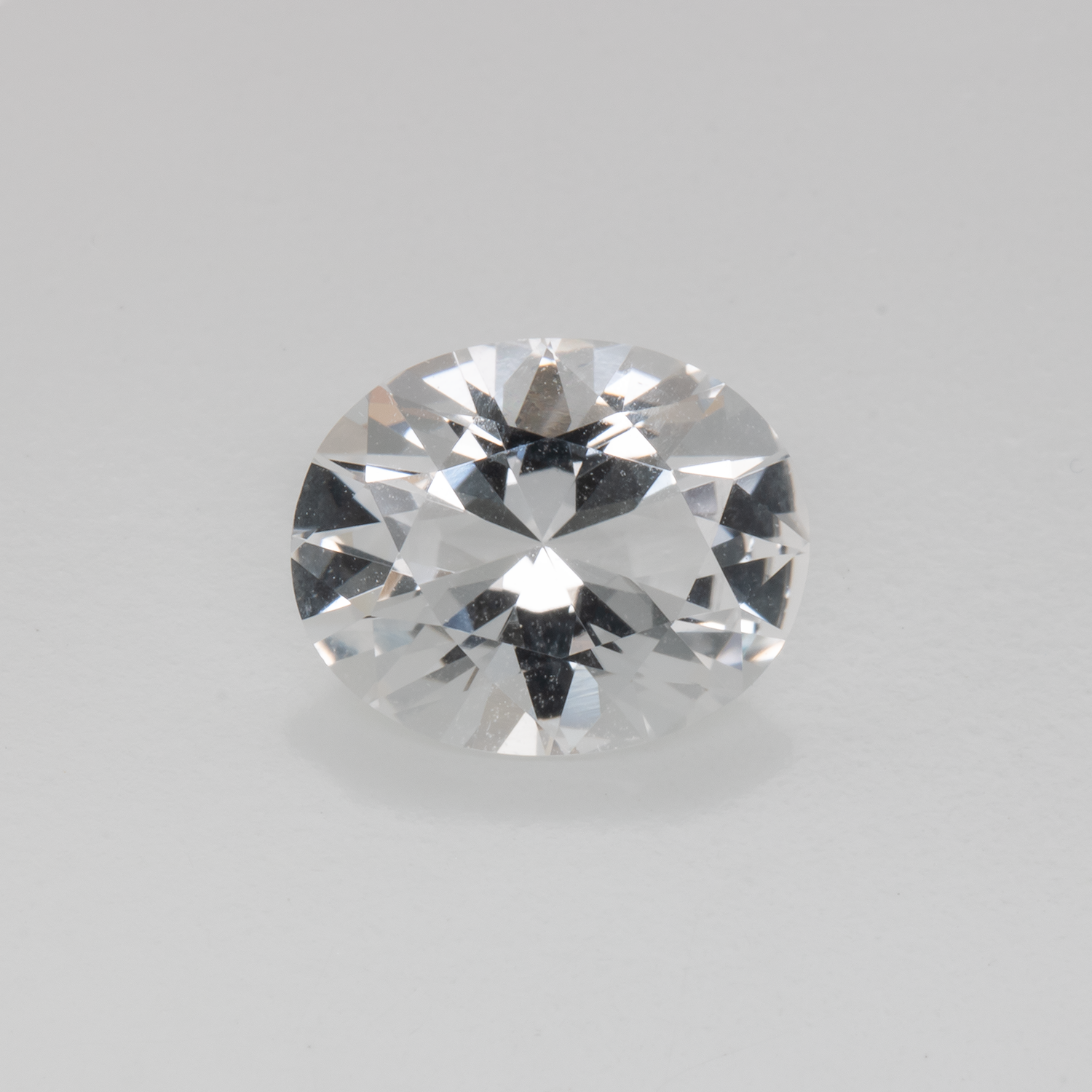 Beryll - weiß, oval, 10x8.1 mm, 2.19 cts, Nr. BY90073