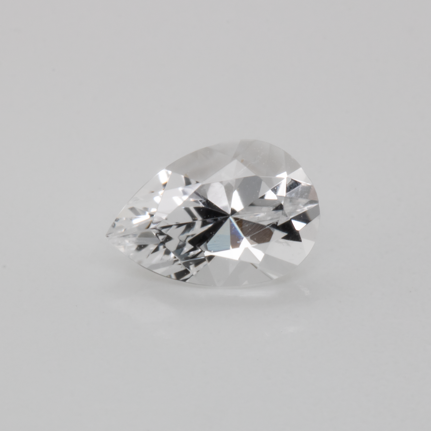 Beryll - weiß, birnform, 6x4 mm, 0.35 cts, Nr. BY90091