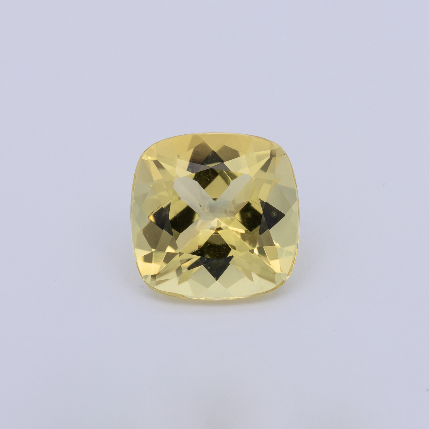 Beryll - gelb, antik, 8.1x8.1 mm, 1.85 cts, Nr. BY99099
