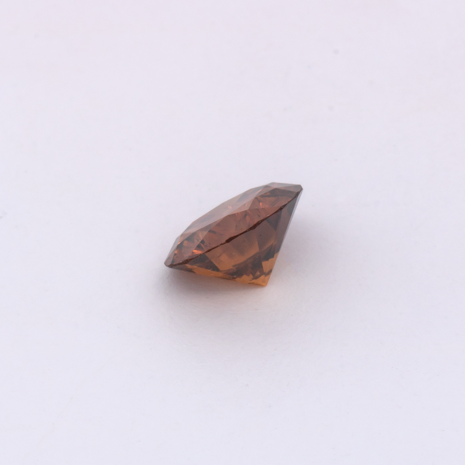 Diamant - braun & orange, rund, 6.4x6.4 mm, 0.87 cts, Nr. DT1011