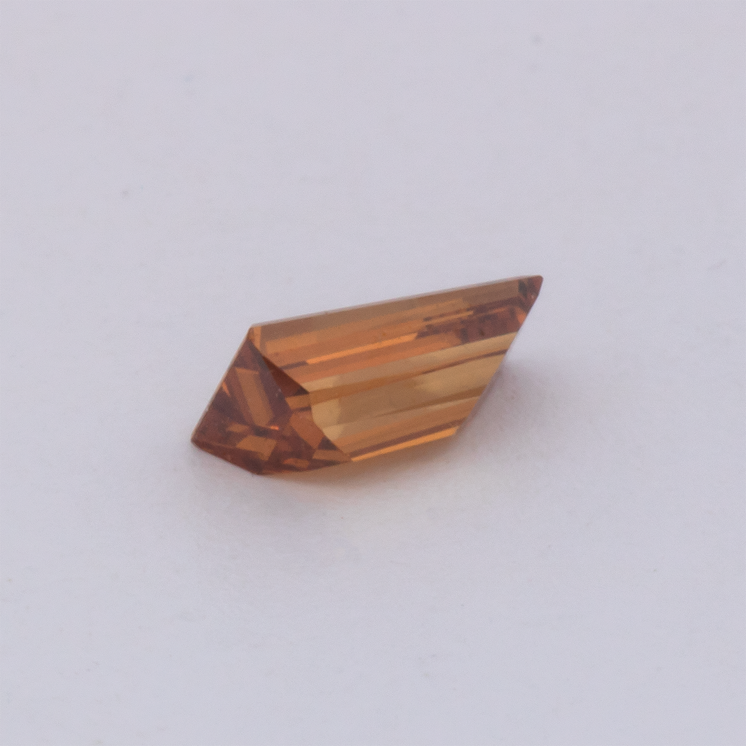 Diamant - orange & braun, fancy, 4.6x2.4 mm, 0.17 - 0.20 cts, Nr. DT1027