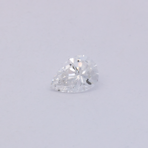 Diamant - fein weiß, birnform, 3.3x2.4 mm, 0.07 cts, Nr. DT1034