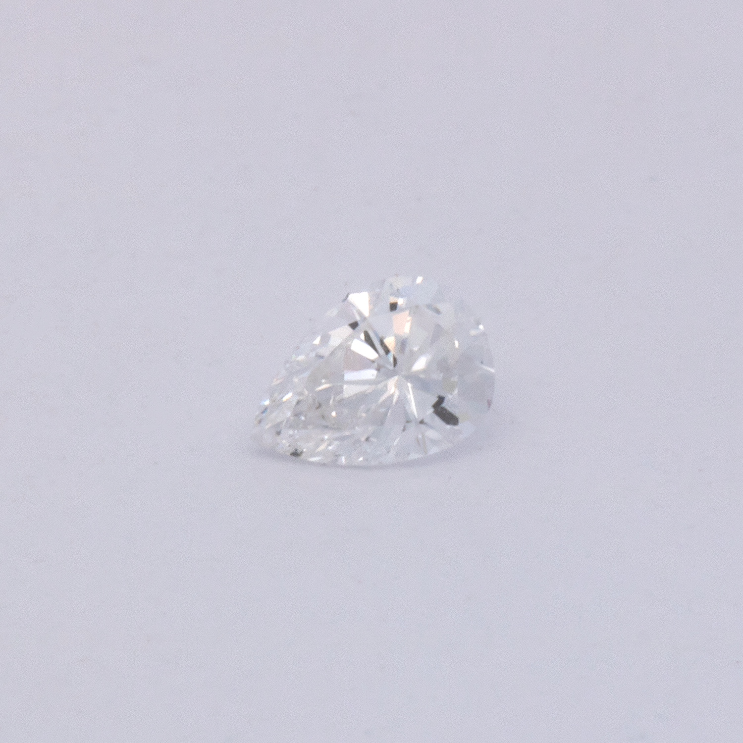 Diamant - fein weiß, birnform, 3.8x2.5 mm, 0.10 cts, Nr. DT1032