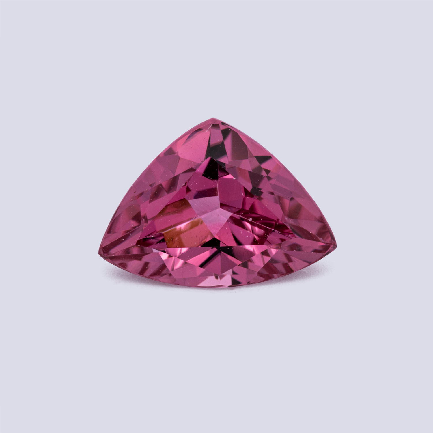 Turmalin - pink, trillion, 10.4x7.4 mm, 1.76 cts, Nr. TR991170