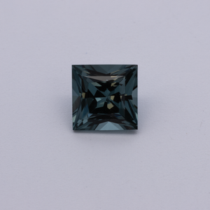 Spinell - grau, rechteck, 5x5 mm, 0.72 cts, Nr. SP90131