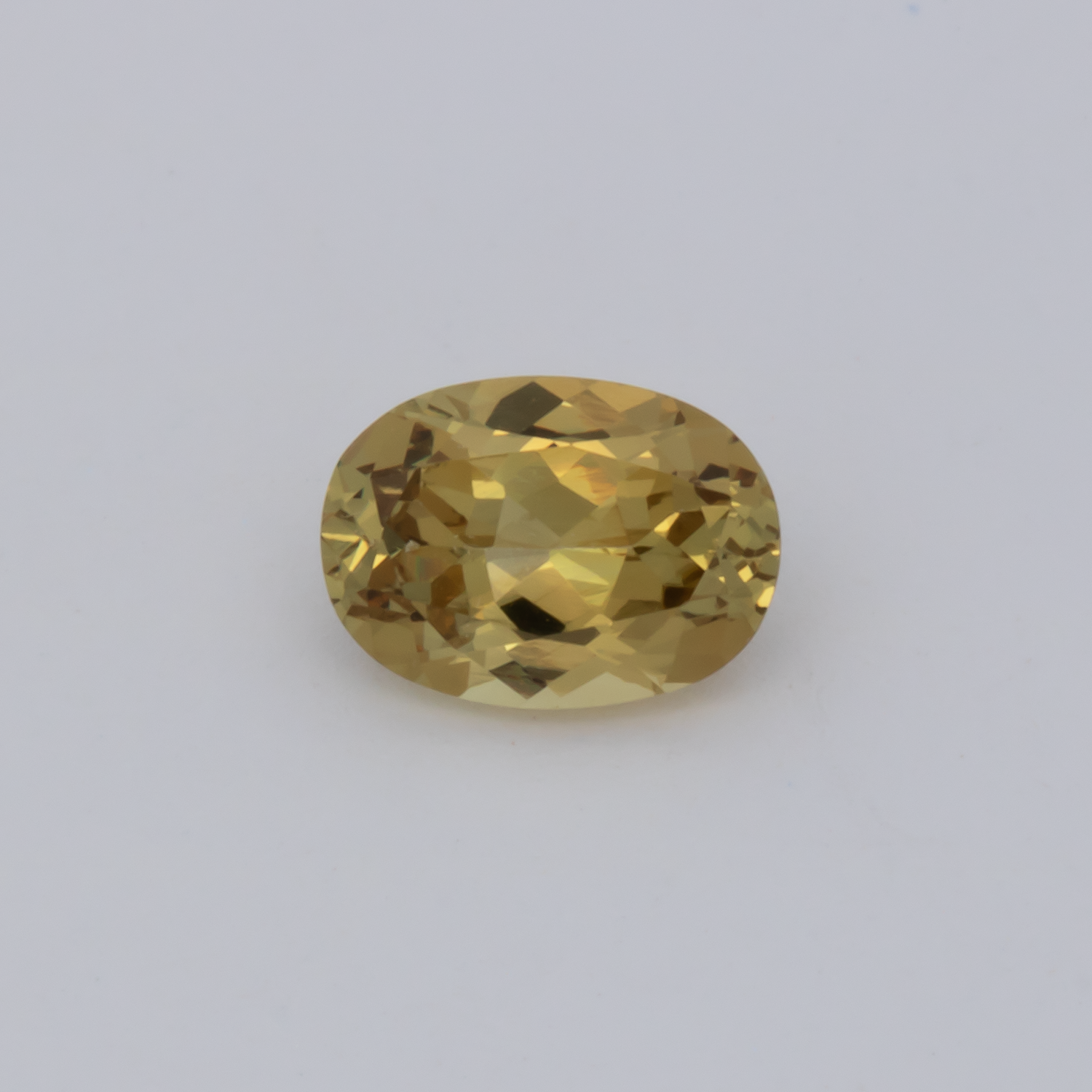 Mali Granat - gelb, oval, 7x5.1 mm, 0.93 cts, Nr. MI10003