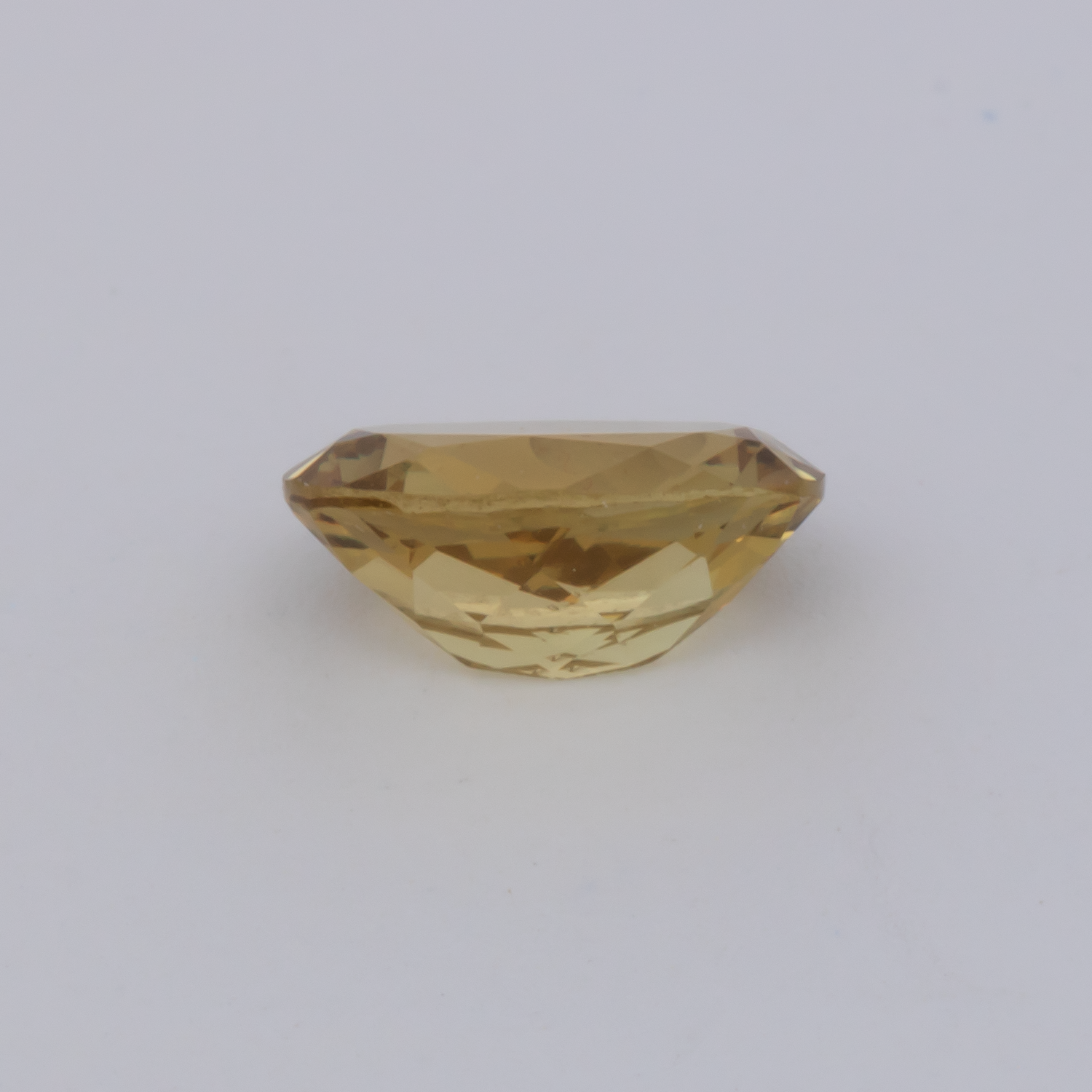 Mali Granat - gelb, oval, 7x5.1 mm, 0.93 cts, Nr. MI10003