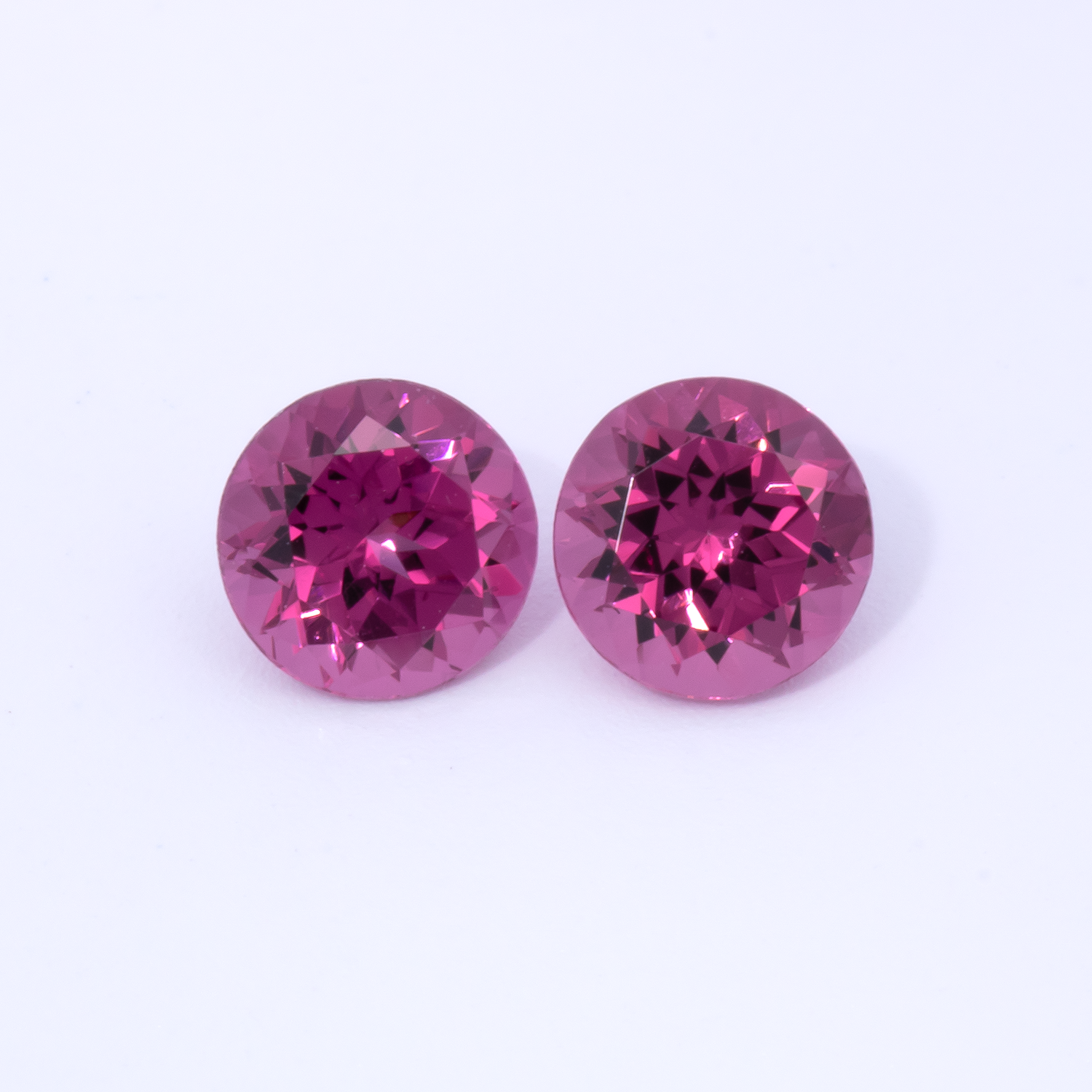 Rhodolith Paar - rot, rund, 5x5 mm, 1.21 cts, Nr. RD25004