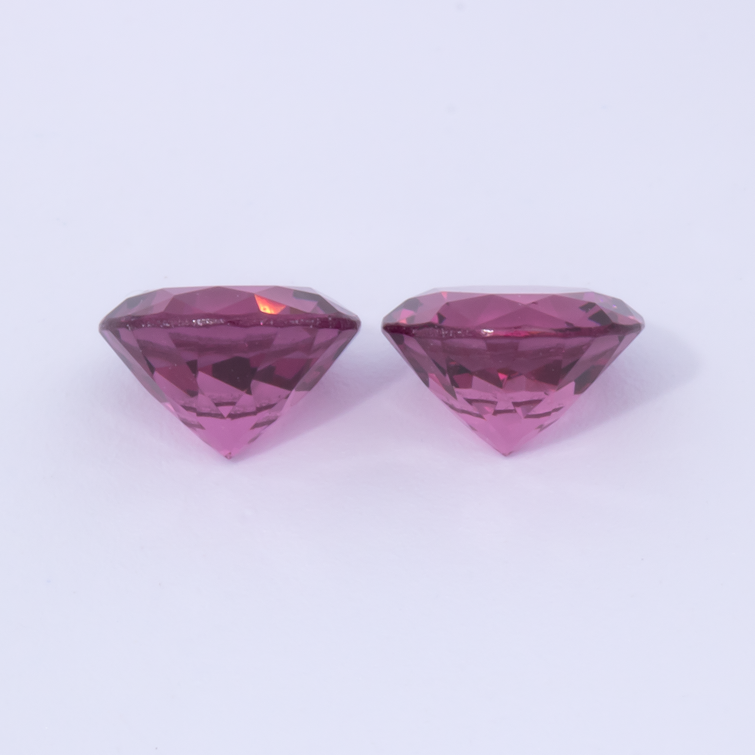 Rhodolith Paar - rot, rund, 5x5 mm, 1.21 cts, Nr. RD25004