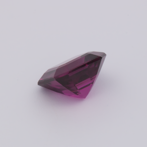 Royal Purple Garnet - lila, asscher, 7x7 mm, 2.04 cts, Nr. RP94007