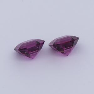 Royal Purple Garnet Paar - lila, asscher, 4.5x4.5 mm, 1.01 cts, Nr. RP94015