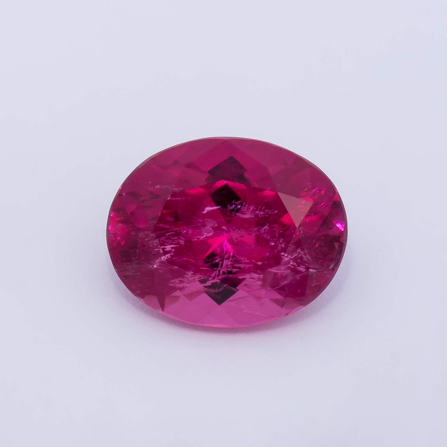 Rubellit - rosa, oval, 8.8x7 mm, 1.70 cts, Nr. RUB15004