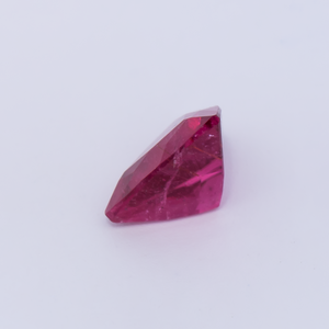 Rubellit - rosa, trillion, 7x7.3 mm, 0.99 cts, Nr. RUB15005