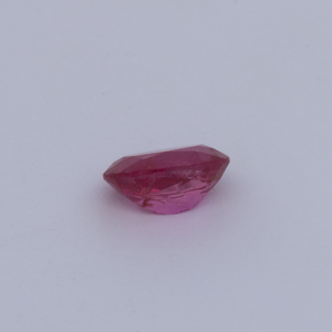Rubin - rot, oval, 5.74x4.30 mm, 0.58 cts, Nr. RY10002