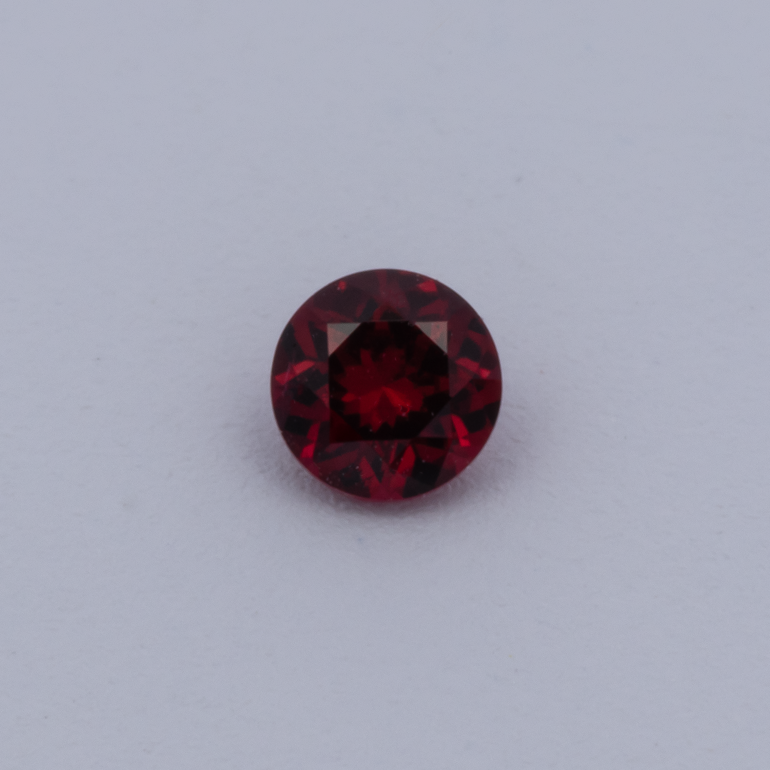 Rubin - rot, rund, 2.5x2.5 mm, 0.07 - 0.09 cts, Nr. RY10003
