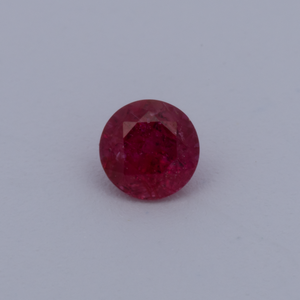 Rubin - rot, rund, 2.75x2.75 mm, 0.11 cts, Nr. RY10008