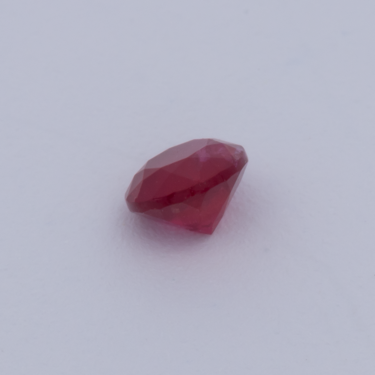 Rubin - rot, rund, 2.75x2.75 mm, 0.12 cts, Nr. RY10009
