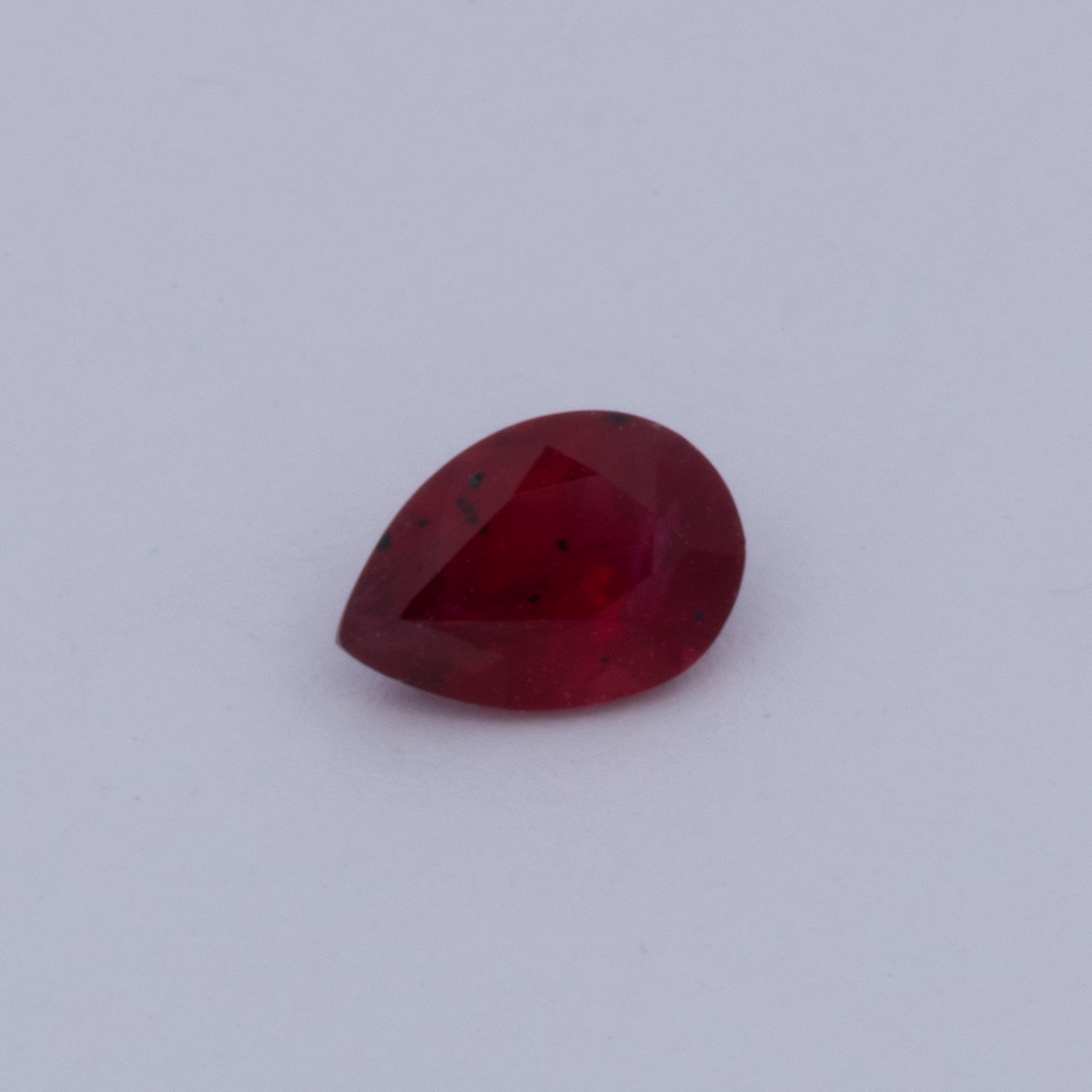Rubin - rot, birnform, 5x3.5 mm, 0.27 cts, Nr. RY10016