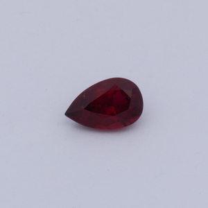 Rubin - rot, birnform, 5.5x3.5 mm, 0.38 cts, Nr. RY10019