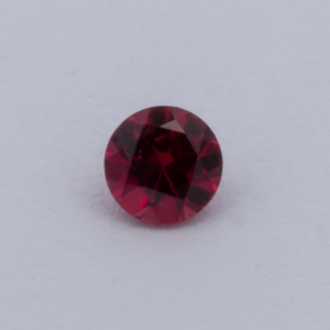 Rubin - rot, rund, 1.8x1.8 mm, 0.03 cts, Nr. RY10024