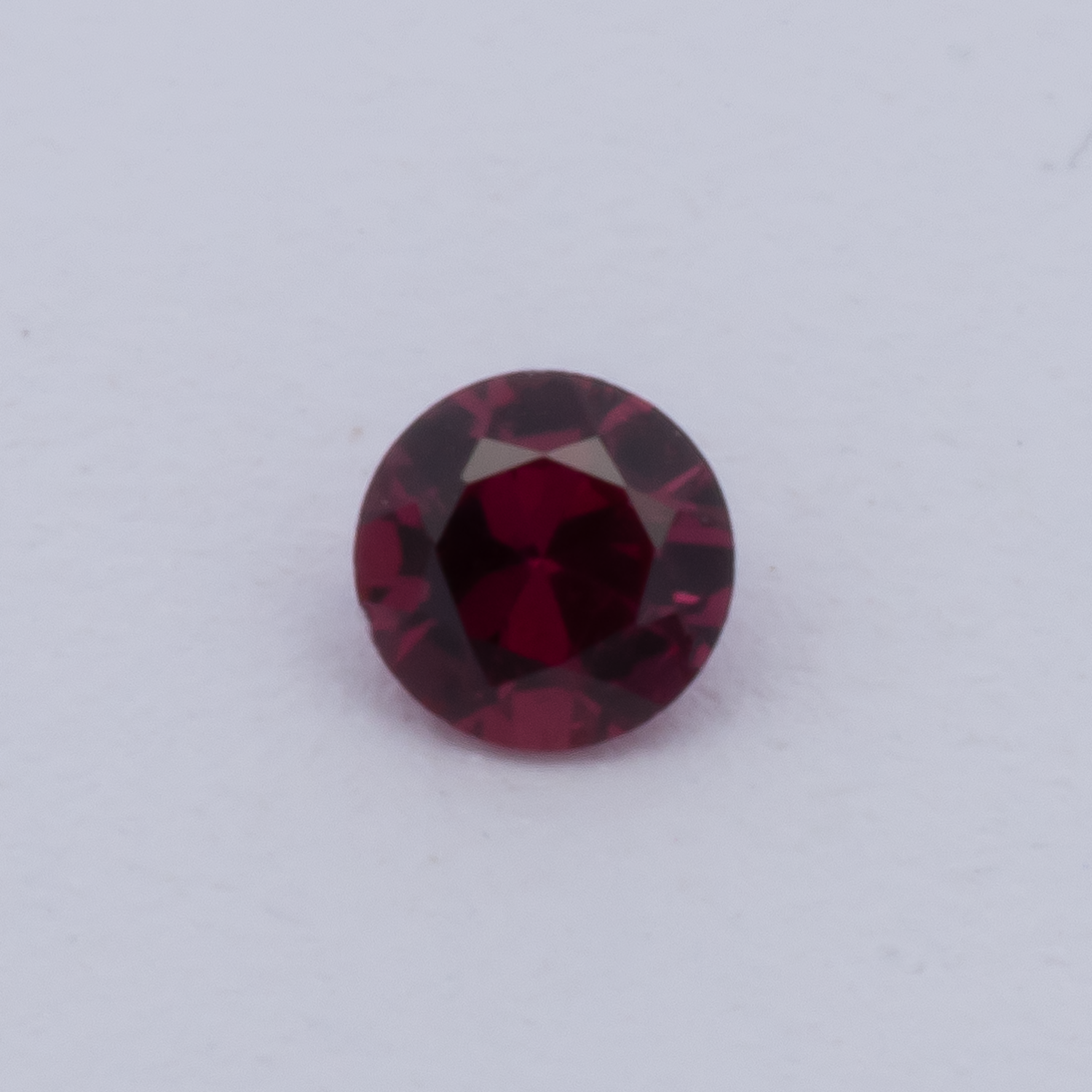Rubin - rot, rund, 1.7x1.7 mm, 0.02 cts, Nr. RY10026