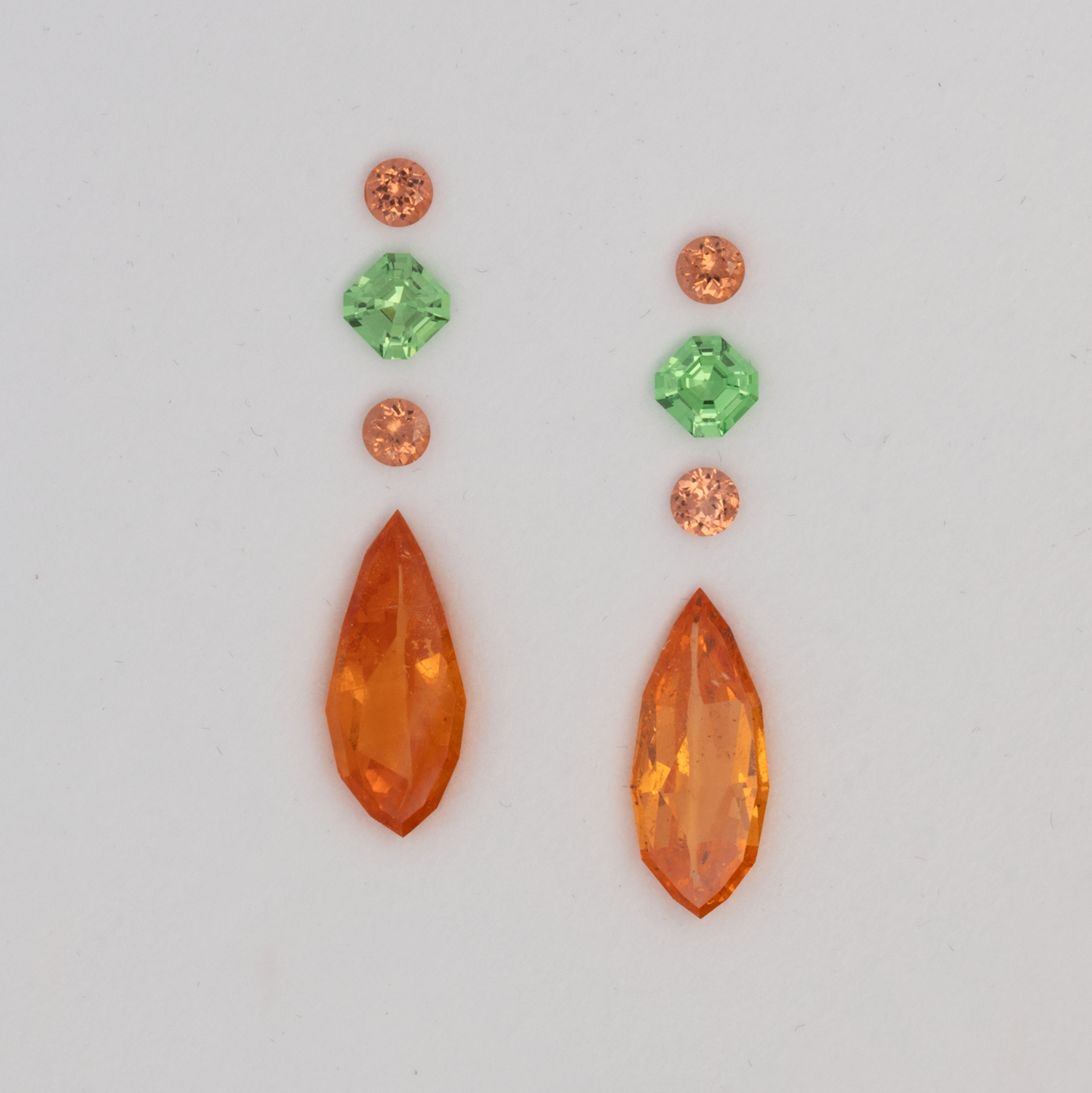 Tsavorit, Mandarin Granat im Set - orange & grün, fancy & rund & asscher, 14.4x6.1 mm, 7.48 cts, Nr. SET99094