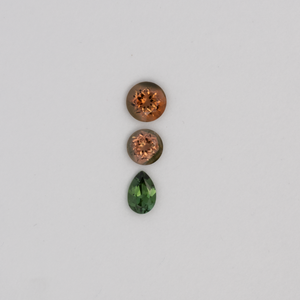 Turmalin im Set - grün & apricot, rund & birnform, 5.5x5.5 mm, 1.56 cts, Nr. SET99105