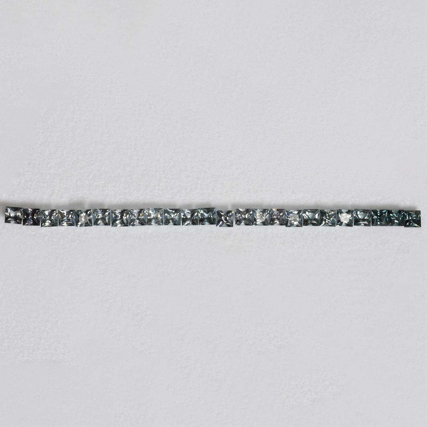 Spinell im Set - grau, rechteck, 3x3 mm, 3.46 cts, Nr. SET99106