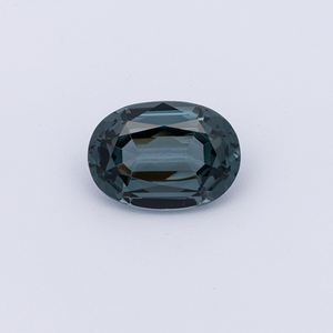 Spinell - grau, oval, 8.5x6 mm, 1.53 cts, Nr. SP90005