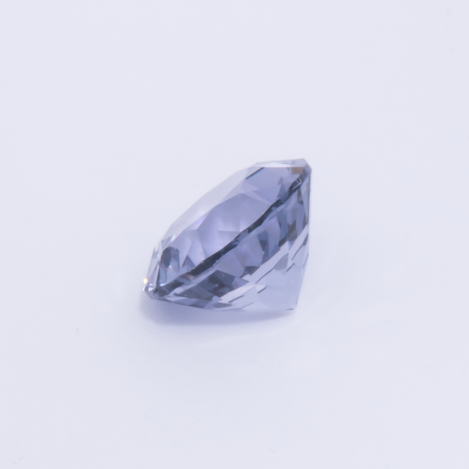 Spinell - lila, rund, 4.5x4.5 mm, 0.44 cts, Nr. SP90066