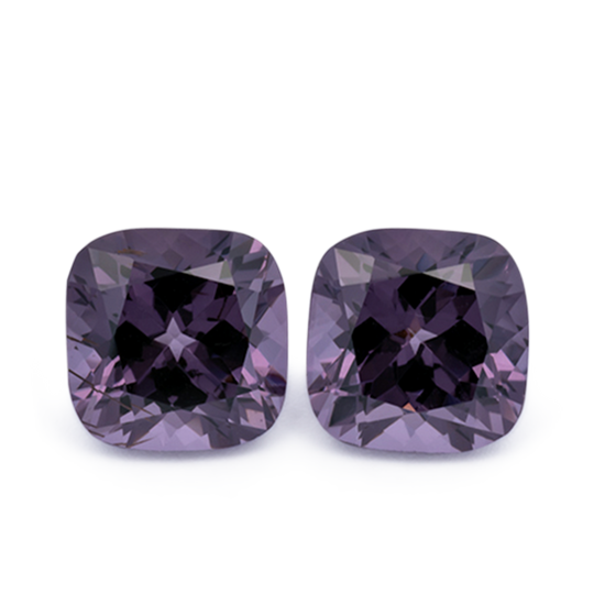 Spinell Paar - lila, antik, 6.1x6.1 mm, 2.35 cts, Nr. SP90099