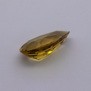 Turmalin - gelb, birnform, 10.9x6.1 mm, 1.61 cts, Nr. TR101333