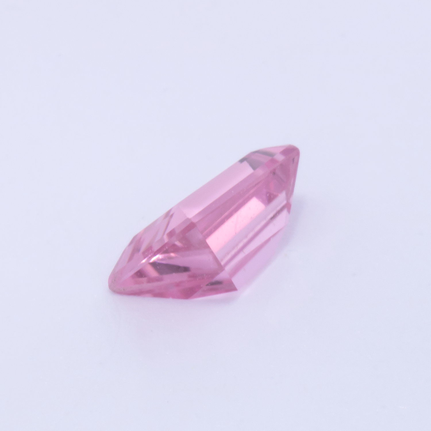 Turmalin - rosa, fancy, 5.1x4.1 mm, 0.29 - 0.37 cts, Nr. TR991083