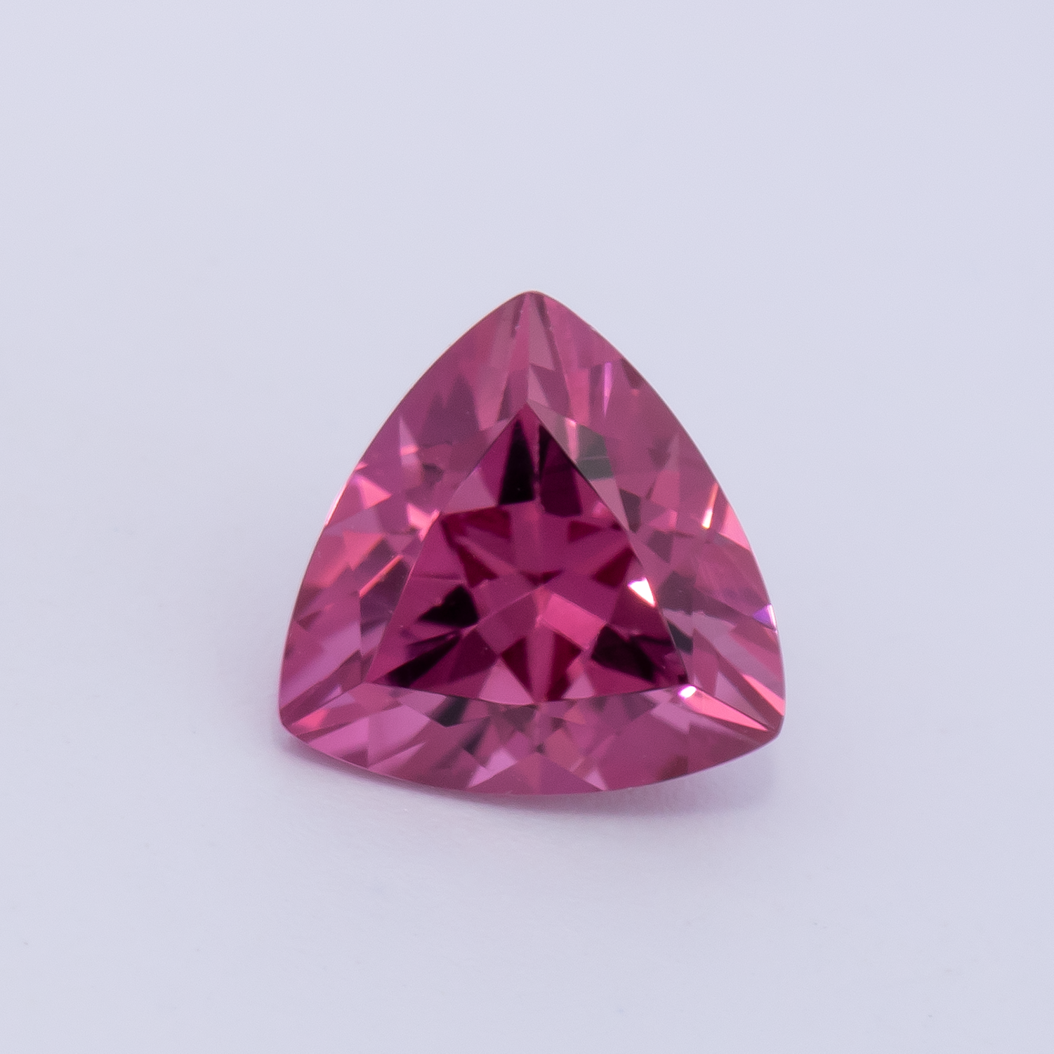 Turmalin - rosa, trillion, 6.1x6 mm, 0.77 cts, Nr. TR991096